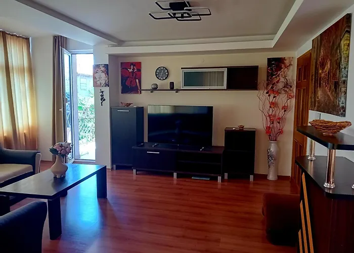 Laura Апартамент Приморско